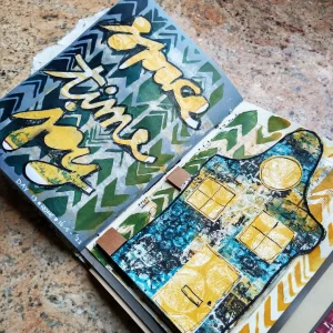 Art journal met gel prints en collage (het huisje kan omklappen)